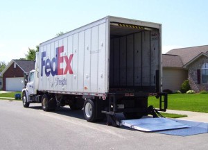fedex_freight_making_home_liftgate_delivery_seymour_in_5-5-10